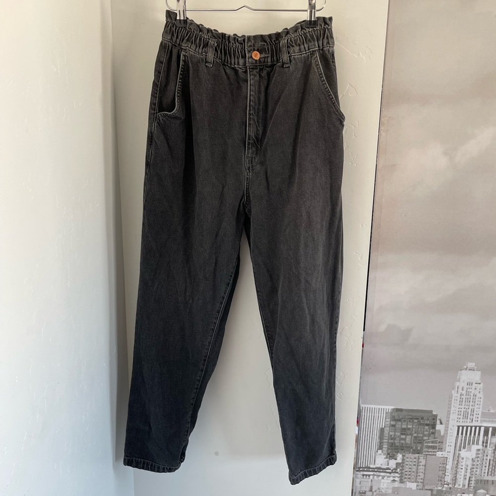 BDG Mom Jeans Womens Size 30 Pull On High Waist Elastic Band Vitnage Wash Black